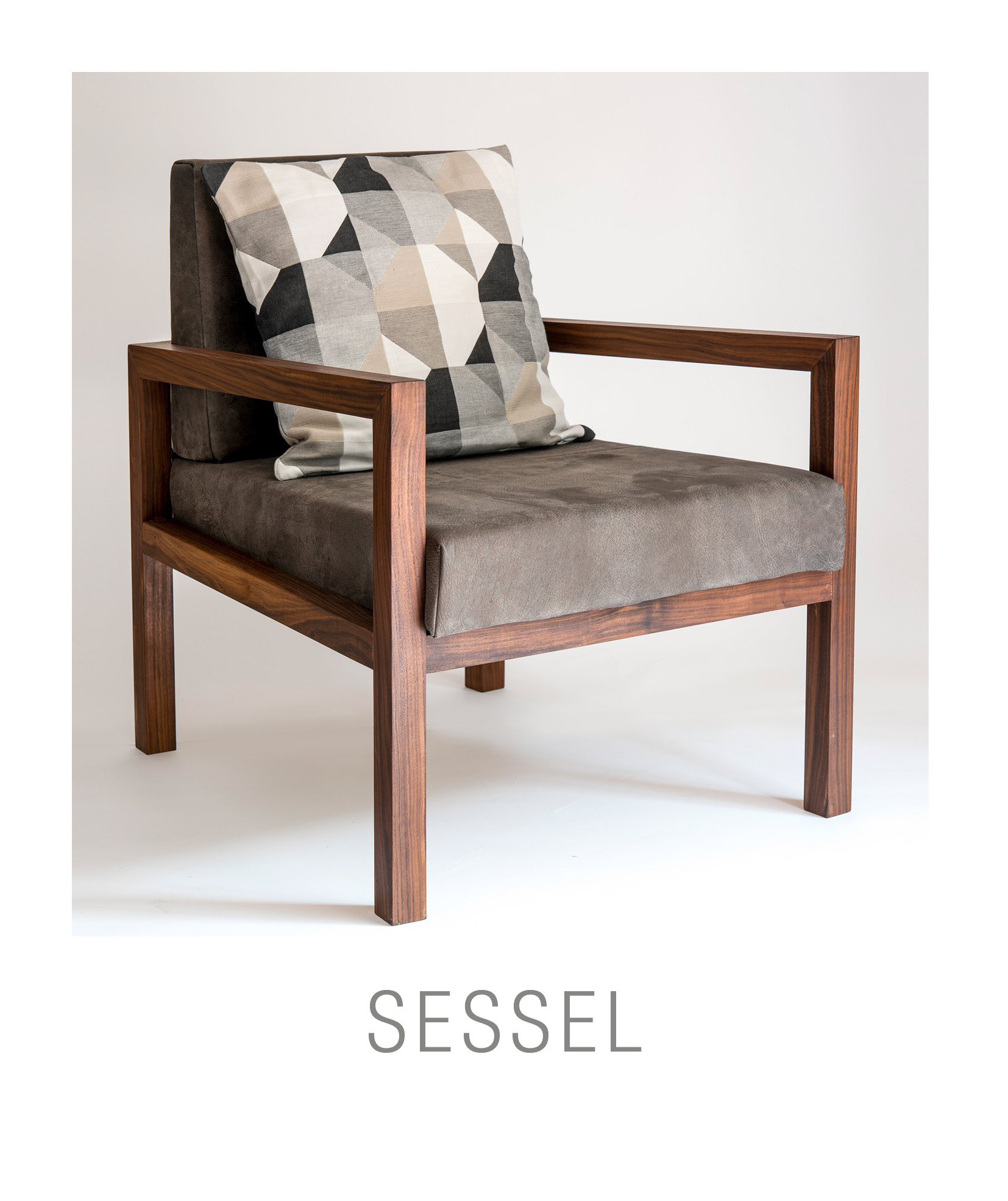 DESIGN STUDIO RIESS